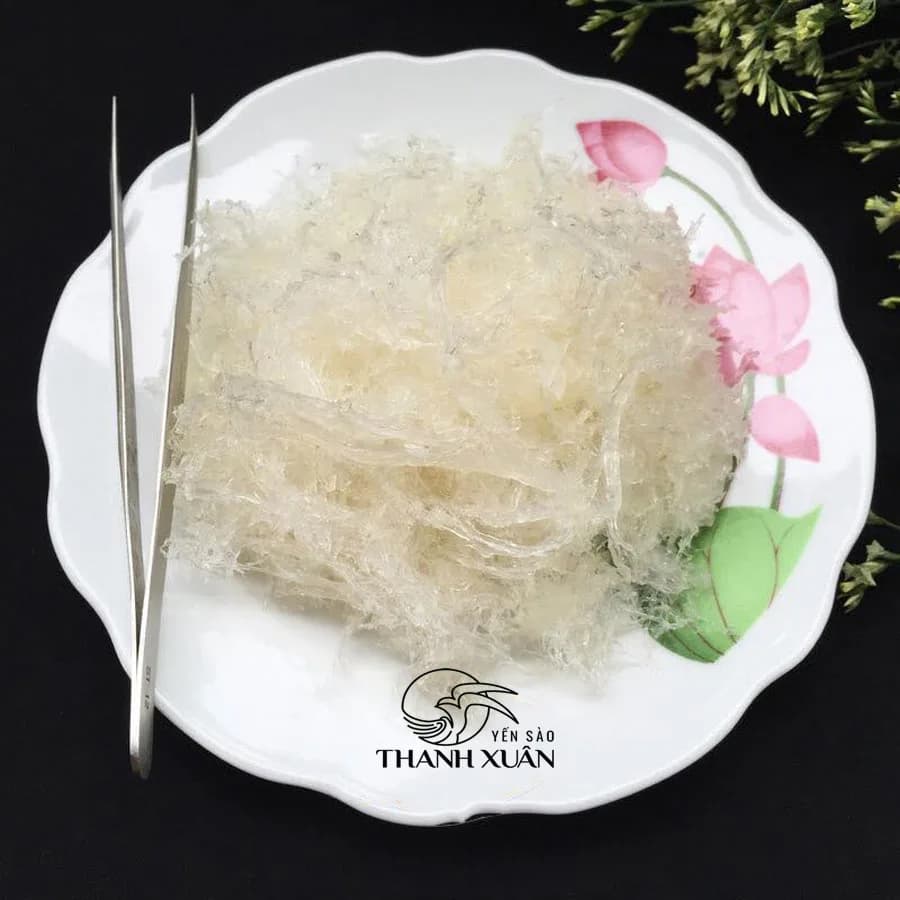 Cách nhặt lông tổ yến thô nhanh, đúng cách, giữ dinh dưỡng tốt nhất